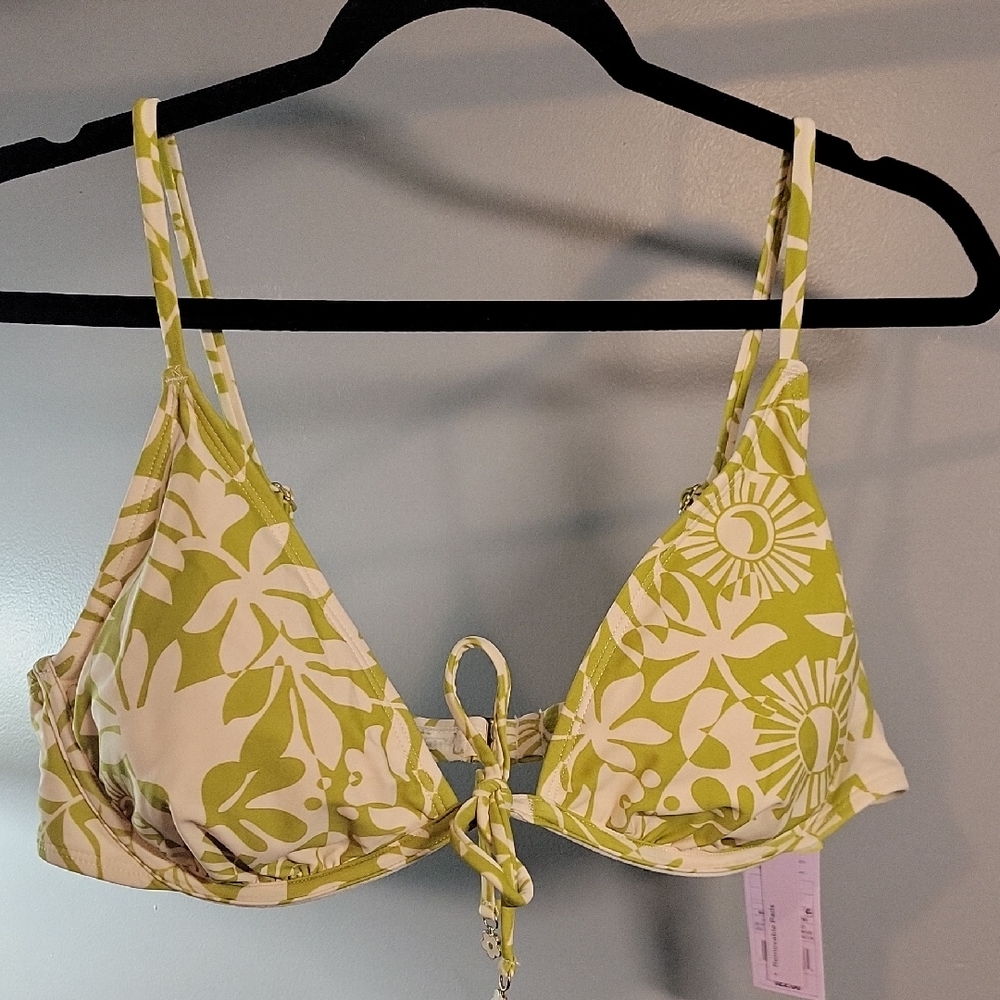 Wild Fable Green and White Bikini Top